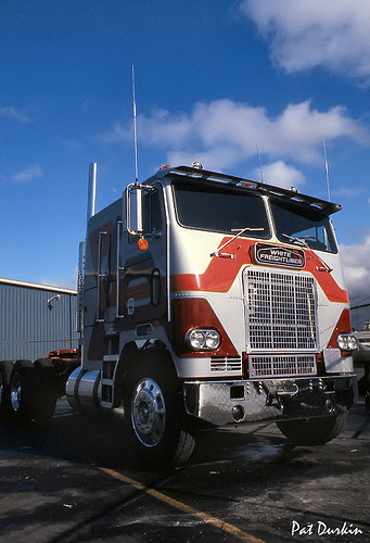 White Freightliner WFC